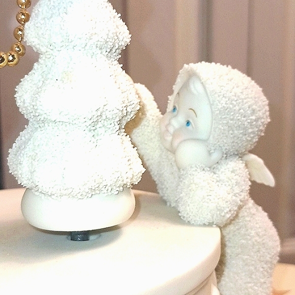 Snowbabies Dept 56 O Christmas Tree Music Box 2001 - Picture 8 of 10